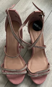 NEW LOOK TACONES CUÑA BRILLANTES CORTE ANCHO..TOTALMENTE NUEVOS..TALLA 7 - Imagen 1 de 2