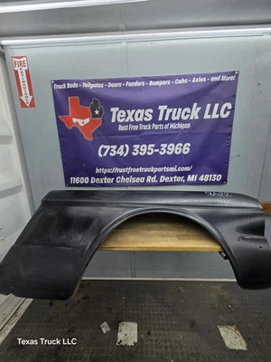 Para-lama dianteiro direito lateral passageiro Ford Mustang 1964-1966 - Imagem 1 de 4