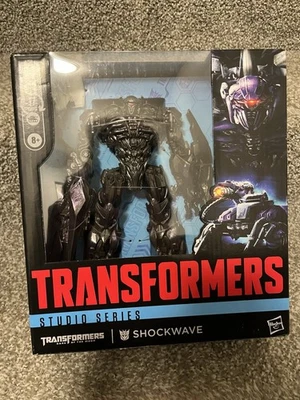 Transformers Studio Series Dark of the Moon Shockwave Leader Class Figure - Image 1 of 4