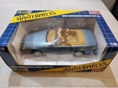 Revell 1:18 Diecast Car Mercedes-Benz 500 SL R129 Blue - Image 1 of 4