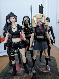 Custom 1/18 Sucker Punch 4" action figures - Picture 1 of 6