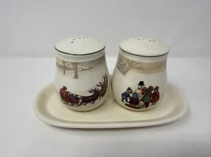 Vtg Hallmark What's in Santa's Bag 3 Piece Salt & Pepper Shakers Tray Snow Scene - Picture 1 of 9
