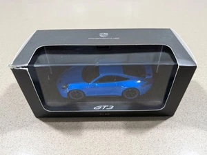 Minichamps Porsche 911 992 GT3 Shark Blue Dealer Edition 1:43 Scale (Damaged) - Picture 1 of 6