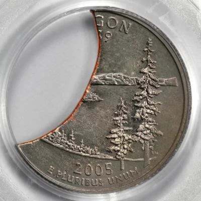 2005 PCGS MS63 HUGE 40% Clipped Planchet Oregon Quarter Error Amazing Eye Appeal - Image 1 of 4