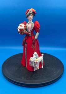 Schöne Dame Figur mit Hund - Bild 1 von 3