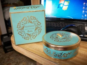 Polvo de baño de aguamarina Revlon nuevo de stock con caja original 6 OZ soplo para polvo de colección - Imagen 1 de 3