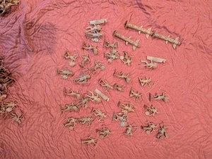 Marx Custers Last Stand Playset Indians Lot 2 - Picture 1 of 1