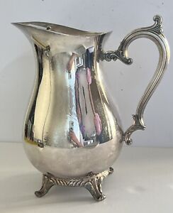 Vintage Wm Rogers Silverplated Water Pitcher With Ice Shield