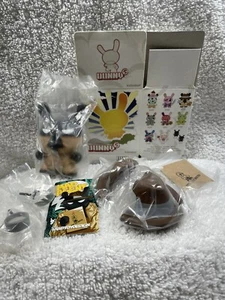 Kidrobot 3" Dunny Series 5 - MADTOYDESIGN "MAD AGENT" - Vinyl Figure with Box - Picture 1 of 3
