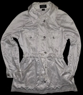 Gabardina corta satinada blanca con cinturón para mujer ELLEN TRACY talla mediana Foto 1 de 4