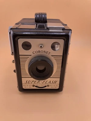 Vintage Coronet Super-Flash Box Camera - Untested. Potential Spares/repairs - Image 1 of 4