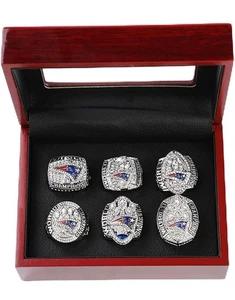 Championship New England Patriots Ring size 11 Commemorative Set - Picture 1 of 3