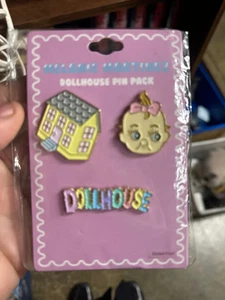 Melanie Martinez dollhouse pins hot topic exclusive excellent condition - Picture 1 of 1