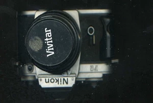 Vintage NIKON FG 35mm SLR  with vivitar lense instant Film Camera CLASSIC #575 - Foto 1 di 4