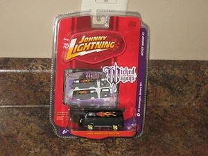 Johnny Lightning 1965 Volkswagen Delivery Van Wicked Wagons '65 VW Black Bus - Picture 1 of 3