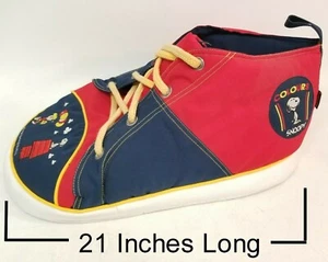 PEANUTS SNOOPY Woodstock Colours Giant Shoe By Rave PET Cat Dog BED Soft Muscat - Picture 1 of 12