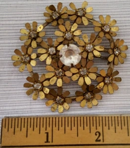 Spilla vintage senza marchio in metallo e strass con fiori - Foto 1 di 2