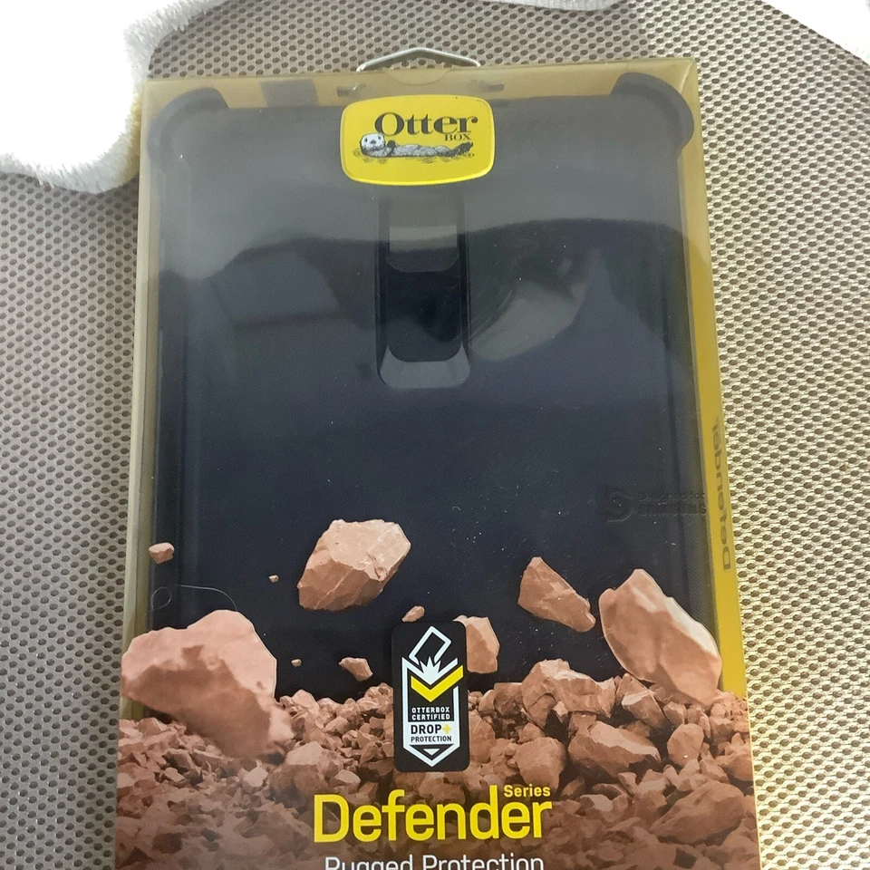 OtterBox DEFENDER Series Case for Samsung Galaxy Tab A 10.5"(2018) - Black - Image 1 of 4