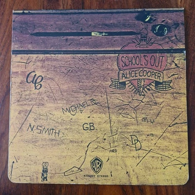 ALICE COOPER Schools Out WARNER K56007 DESK SLEEVE VINYL LP - Image 1 of 4