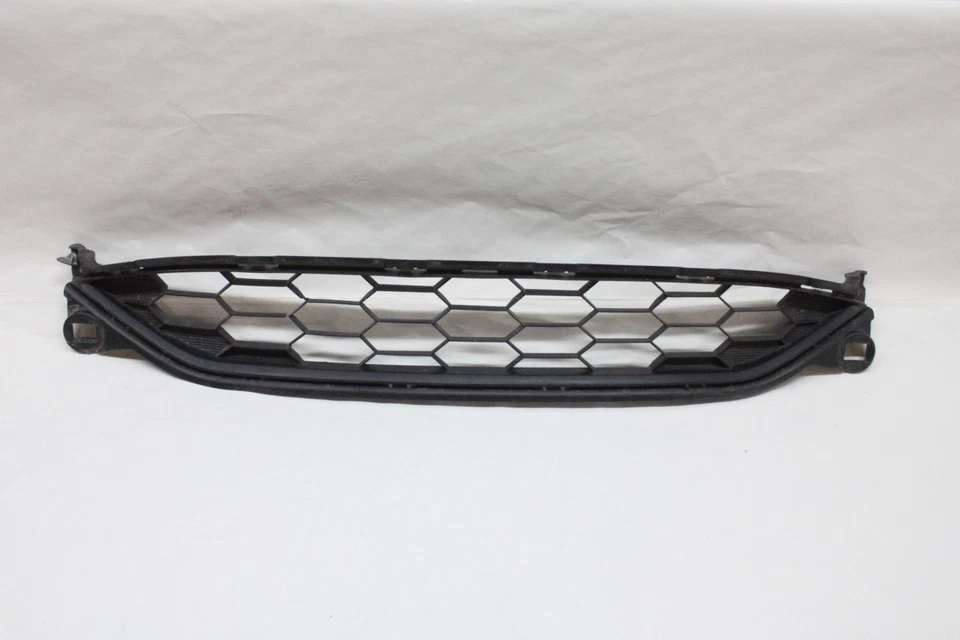 Honda HR-V 2017 parachoques delantero central inferior parrilla OEM 16 17 18 Foto 1 de 4