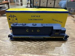 American Models GP-35 C&O Chesapeake & Ohio Railroad AC Hi-Rail Lokomotive OVP - Bild 1 von 18