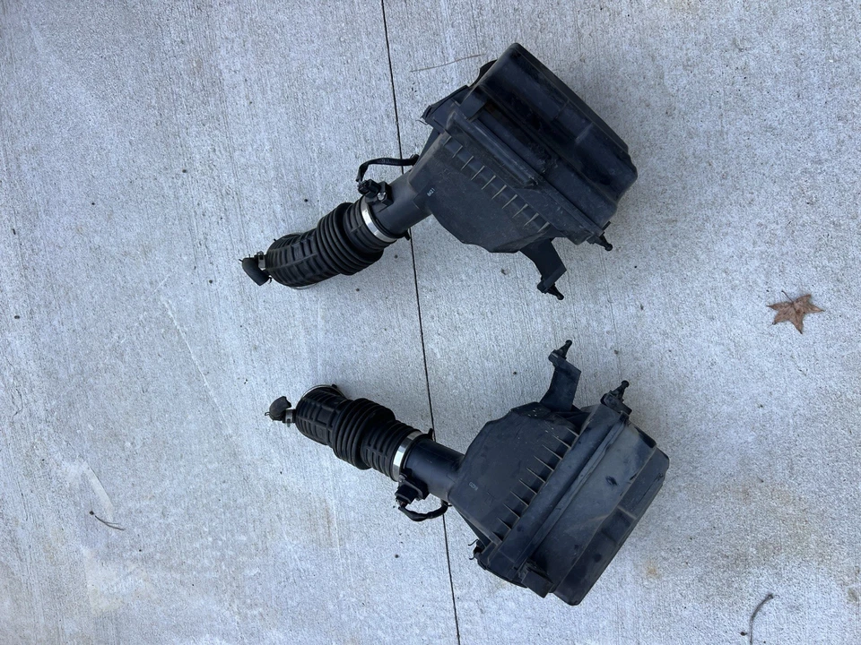 INFINITI FX50 2009-2013 OEM LEFT AND RIGHT AIR BOX CLEANER INTAKE 5.0L V8 ASSY — 第 1/4 张图片