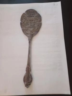 Cuchara enchapada en astilla Holmes & Edwards estampada a mano antes de 1956 Foto 1 de 3