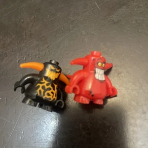 Lego Nexo Knights  Mini Figures   Red And Black Scurrier Qty 2 Figures - Picture 1 of 5