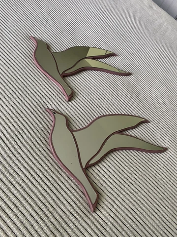 Set Of Two Retro Bird Shaped Wall Mirrors. Mauve Color Cover