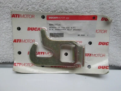 Soporte asiento pasajero derecho Ducati 748 996 998 nuevo 83011551A Foto 1 de 2