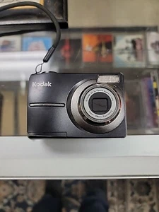 Kodak EasyShare CD1013 10.3MP AF 3X Aspheric Zoom Black For Parts, Might Work - Picture 1 of 3