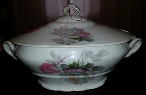 FRIEDRICH KAESTNER Germany Oberhohndorf Soup Tureen w/ Lid Gray Pink Roses - Picture 1 of 12