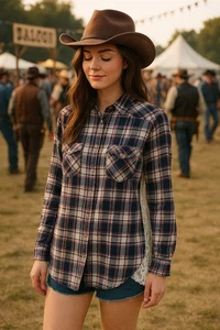 Hauch von neuwertigem kariertes Damen Flanell Hemd mit Spitze hinten Größe Large Grunge Festival - Bild 1 von 14