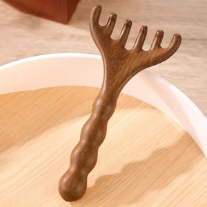 Nourishing Gold Sandalwood Comb for Effective Scalp Health Maintenance - Bild 1 von 43