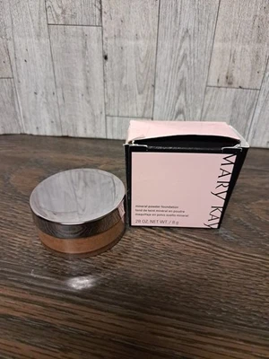 Mary Kay Mineral Powder Foundation Bronze 4 040993 .28 oz - Image 1 of 3