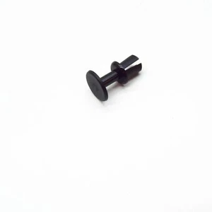 LR RANGE ROVER SPORT L320 Quarter Panel Plastic Rivet LR115125 NEW GENUINE - Picture 1 of 7
