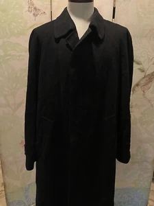 Saks Fifth Ave Mens Black Cashmere Italian Size 40 Fulllength Guc - Picture 1 of 9