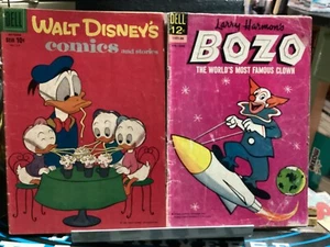 LOTTO 2 FUMETTI DELL BOZO #2 1963 + FUMETTI E STORIE DI WALT DISNEY #229 1959 - Foto 1 di 7