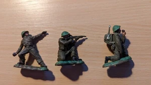 BRITISCHER HERALD KHAKI INFANTERIE SOLDATEN 1:32 MASSSTAB x 3 - Bild 1 von 7