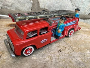 Vintage Feuerwehrauto STI Blech Litho Reibstahl Spielzeug mit Sirene 10" China - Bild 1 von 13