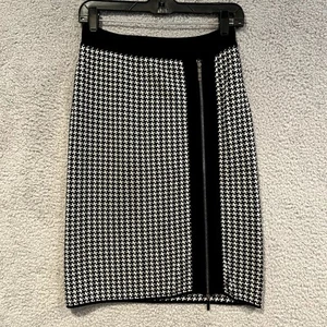 MaxMara Skirt Womens Medium Black White Houndstooth Knit Zip Detail Monochrome - Picture 1 of 10