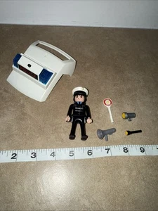 Vintage Playmobil 3904 Blinklichter Polizeiauto Dach 1997 und Offizier - Bild 1 von 4