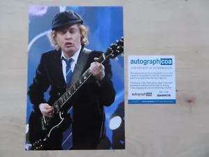 Angus Young "AC/DC" Original Autogramm signed 20x30 cm Bild ACOA - Bild 1 von 4