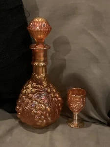 Vintage Carnival Glass Marigold Decanter W/ Stopper & Grape Design & Cordial - Picture 1 of 21