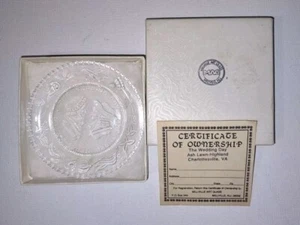 Plato de taza de vidrio artístico Millville el día de la boda certificado de propiedad césped de fresno - Imagen 1 de 13
