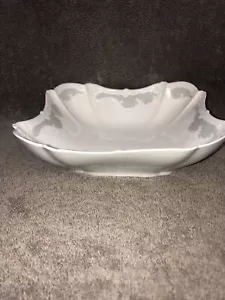 Tirschenreuth Bavaria Gray And White Baronesse ORLEANS 7” Serving Bowl - Picture 1 of 5