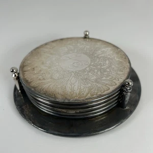 Juego de 5 posavasos vintage enchapados en plata en relieve y soporte fondo verde - Imagen 1 de 14