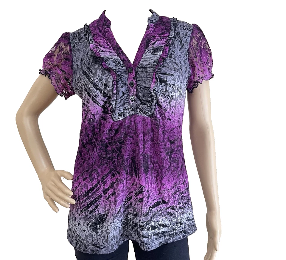Top vintage Y2k mediano púrpura negro con volantes botón delantero hada grunge caprichoso Foto 1 de 4