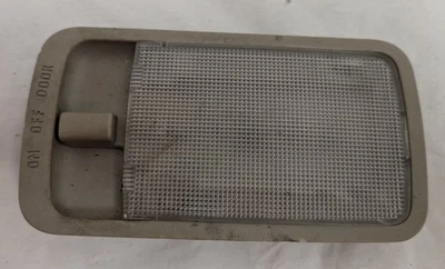 Genuine Nissan Versa Center Dome Light 2007 2008 2009 2010 2011 - Image 1 of 2