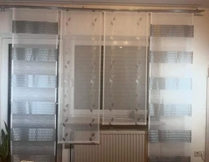 Gardinen-set / Schiebegardinen/ Flächenvorhang Weis- Silbergrau - Bild 1 von 2